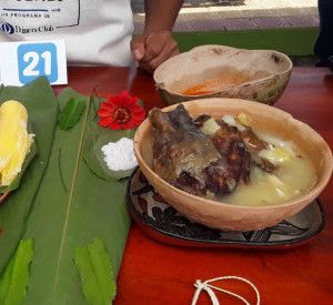 124 Locro de yuca con pescado