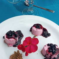 8-Cheesecake-de-tunas-rojas-y-máchica_-Edison-Pupiales_-Chachimbiro_1